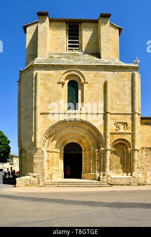 Frankreich, Gironde, Saint Emilion, als Weltkulturerbe von der UNESCO, die mittelalterliche Stadt aufgeführt, Stiftskirche aus dem 12. Jahrhundert Stockfoto