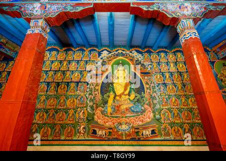 Indien, Bundesstaat Jammu und Kashmir, Himalaya, Ladakh, Indus Valley, Wandgemälde, Akhsobhya oder Buddha Meditation umgeben von Tausend Buddhas der Dukhang (Halle der Anbetung) der Gompa (Kloster) von Hemis Stockfoto