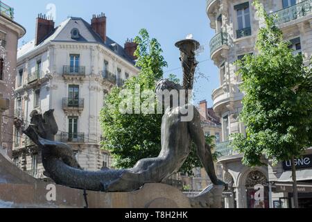 Frankreich, Isère, Grenoble, Place Notre Dame, der Brunnen der drei Odres oder der 100-Jahrfeier der Henri Ding Stockfoto