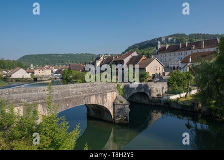 Frankreich, Doubs, Loue-tal, Brücke der Insel in Pretres Stockfoto