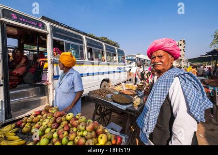 Indien, Rajasthan, Pushkar, heilige Stadt für Hindus, Busbahnhof Stockfoto