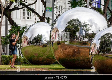 Die Spiegelkugeln, Singapur, Südostasien Stockfoto