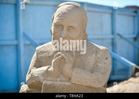 Der russische Präsident Wladimir Putin's Gesicht auf einem Brexit themed Skulptur an der Weston Sandskulpturenfestival, Weston-super-Mare. Stockfoto