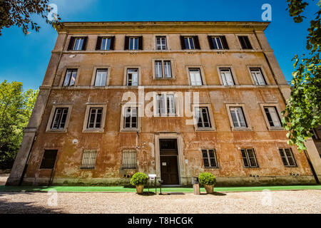 Latium - ein Gebäude des Casale di San Pio V in Rom, Italien Stockfoto