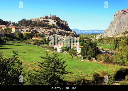 Das Dorf von Sisteron in der Provence, Frankreich. Stockfoto