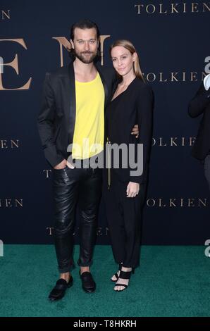 Los Angeles, CA, USA. 8. Mai, 2019. Zander Bleck in der Ankunftshalle für TOLKIEN Premiere, Regency Dorf Theater - Westwood, Los Angeles, CA, 8. Mai 2019. Credit: Priscilla Grant/Everett Collection/Alamy leben Nachrichten Stockfoto