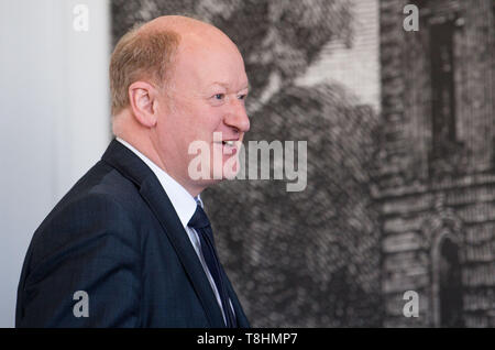 Hannover, Deutschland. 13. Mai, 2019. Reinhold Hilbers (CDU), Finanzminister von Niedersachsen, präsentiert die regionalisierten Ergebnisse der steuerlichen Schätzung für Niedersachsen. Credit: Julian Stratenschulte/dpa/Alamy leben Nachrichten Stockfoto