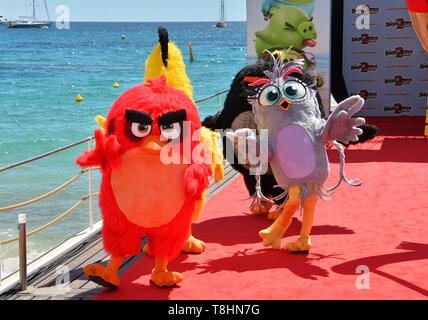 Cannes, Frankreich. 13. Mai, 2019. CANNES, Frankreich. Mai 13, 2019: Angry Birds am Fotoshooting für "Die Böse Vögel Film2" am Festival de Cannes. Foto: Paul Smith/Alamy leben Nachrichten Stockfoto