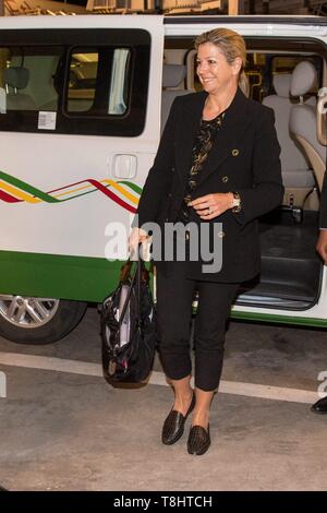 Addis Abeba, Äthiopien. 13. Mai 2019. Queen Maxima der Niederlande kommt an Bole International Airport in Addis Abeba, am 13. Mai 2019, für 2 Tage besuchen Sie in Ihrer Rolle als spezieller Fürsprecher des UN-Generalsekretärs für inklusive Finanzierung für Entwicklung (UNSGSA) Foto: Albert Ph-van der Werf/Niederlande/Point de Vue | Quelle: dpa Picture alliance/Alamy leben Nachrichten Stockfoto