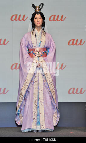 Japanische Modell Nanao nimmt an der Pressekonferenz für neue mobile Geräte der Au 2019 Sommer in The Prince Park Tower Tokyo in Japan am 13. Mai 2019. Quelle: LBA/Alamy leben Nachrichten Stockfoto