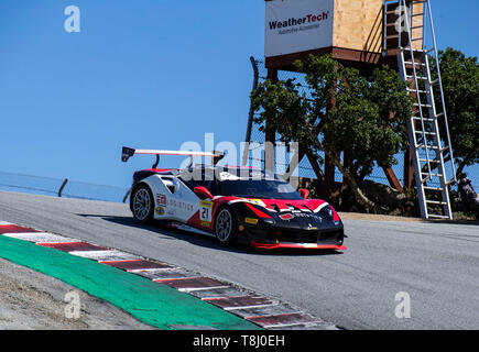 11. Mai 2019 Monterey CA, USA #21 Danny Baker von neues Land competizion in der Korkenzieher in der Ferrari Challenge Rennen 1 P/P - morgens bei Weathertech Raceway Laguna Seca in Monterey CA Thurman James/CSM kommenden Stockfoto