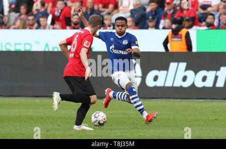 Schalke, Deutschland. 11. Mai, 2019. firo: 11.05.2019, Fußball, 2018/2019, 1.Bundesliga: Bayer Leverkusen - FC Schalke 04 1:1. Weston McKennie | Verwendung der weltweiten Kredit: dpa/Alamy leben Nachrichten Stockfoto