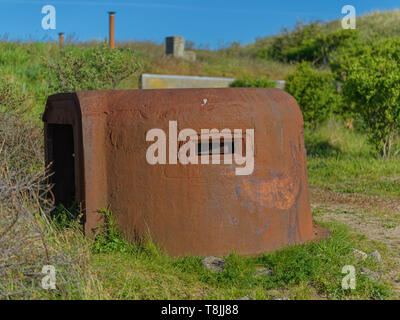 Die Bunker des deutschen Atlanitkwall Atlanticwall des 2. Weltkrieges, noch verbleibenden Geschichte im Bunker Museum von IJmuiden Holland zu sehen. Stockfoto