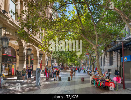 Die Geschäfte in der Fußgängerzone von Paseo Ahumada, Santiago Centro, Santiago, Chile, Südamerika Stockfoto