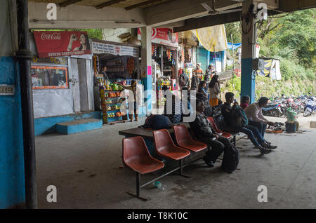 Zefat, Himachal Pradesh/Indien - 03. 23. 2019, Busbahnhof in Dharamsala. Stockfoto