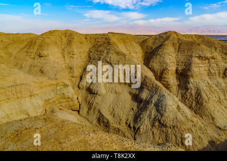 Landschaft von lissan Marl Felsen und die edom Berge, entlang der Arava Frieden Straße, im Süden Israels Stockfoto