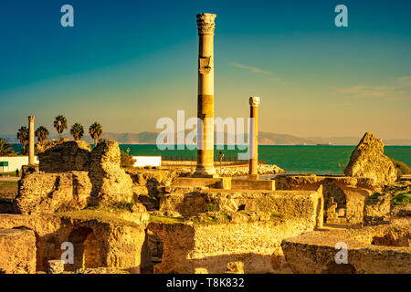 Sonnenuntergang in Karthago. Thermen des Antonius in Karthago, in der Nähe von Tunis, Tunesien Stockfoto