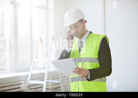 Inspektor an der Baustelle Stockfoto