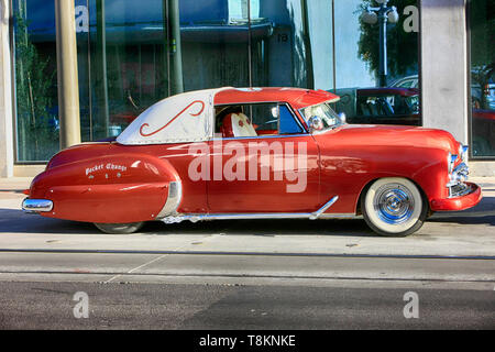 Angepasste 1953 Chevy Bel Air in der Innenstadt von Tucson AZ Stockfoto