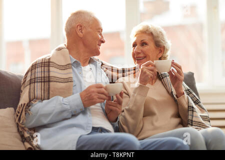 Senior Paar beim Kaffee Stockfoto