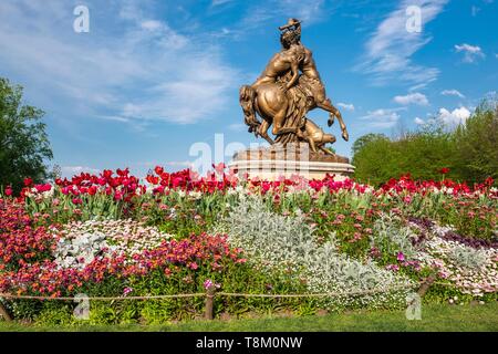 Frankreich, Rhone, Lyon, 6. Arrondissement, Parc de la Tête d'Or (Park des Goldenen Kopf), Centauresse et Faune Statue des Bildhauers Augustin Courtet (1849) Stockfoto