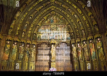 Laguardia, Provinz Álava, Baskenland, Spanien: Gotischen Vorhalle der Kirche Santa María de los Reyes in der historischen Stadt Laguardia in der R Stockfoto