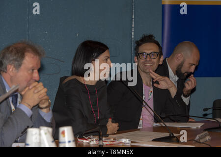 Maurizia Rebola, Nicola Lagioia, Gäste während der xxxii Turin International Book Fair in Lingotto Fiere am 13. Mai 2019 in Turin, Italien. (Foto von Antonio Polia/Pacific Press) Stockfoto