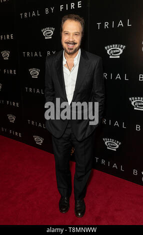 New York, USA. 13. Mai, 2019. Edward Zwick besucht Trial By Fire Special Screening bei AMC Lincoln Center Theater Credit: Lev Radin/Pacific Press/Alamy leben Nachrichten Stockfoto