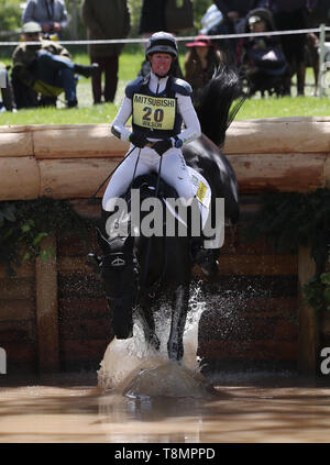 Bulana geritten von Nicola Wilson auf dem Cross Country am Tag vier der 2019 Mitsubishi Motors Badminton Horse Trials im Badminton, Gloucestershire. PRESS ASSOCIATION Foto. Bild Datum: Samstag, 4. Mai 2019. Siehe PA Geschichte EQUESTRIAN Badminton. Foto: David Davies/PA-Kabel Stockfoto