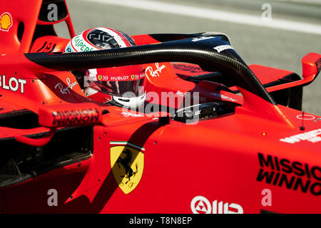 14. Mai 2019, Circuit de Barcelona-Catalunya, Barcelona, Spanien; Formel 1 in der Saison testen, Tag 1; Charles Leclerc des Ferrari Team bereitet sich für einen Test starten während des ersten Tages test Credit: Pablo Guillen/Alamy Stockfoto