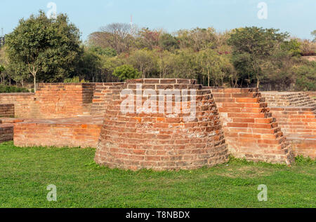 Ausgrabungen der Ruinen des antiken Kashi in Rajghat, Varanasi, Indien Stockfoto