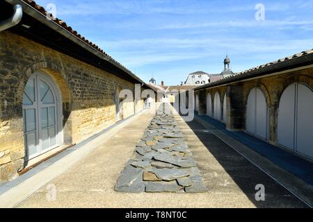 Frankreich, Gironde, Bordeaux, als Weltkulturerbe der UNESCO, Chartrons Viertel, Zentrum für zeitgenössische bildende Kunst de Bordeaux (capc) im Stockfoto