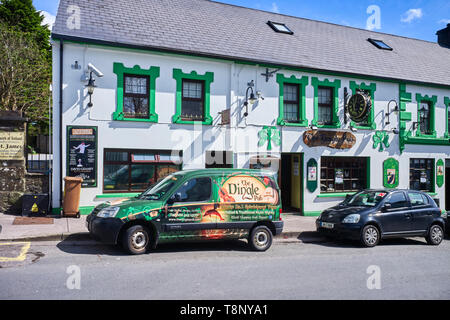 Die Dingle Pub in der Main Street, Dingle, County Kerry, Irland Stockfoto