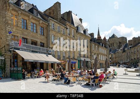 Frankreich, Cotes d'Armor, Guingamp, Place du Centre Stockfoto