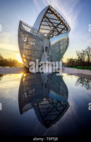 Frankreich, Paris, Bois de Boulogne, der Louis Vuitton Stiftung des Architekten Frank Gehry, Jardin d'Acclimatation Stockfoto