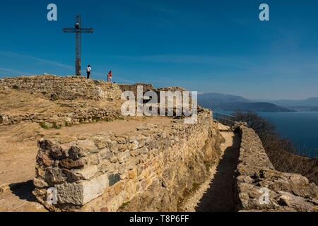 Italien, Lombardei, Gardasee, Manerba Del Garda, Rocca di Manerba Naturschutzgebiet Stockfoto