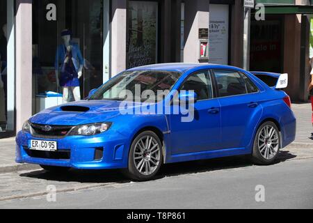 Nürnberg, Deutschland - Mai 6, 2018: Blau Subaru Impreza WRX STI Sports sedan Auto in Deutschland geparkt. Es wurden 45,8 Millionen Autos in Deutschland ( Stockfoto