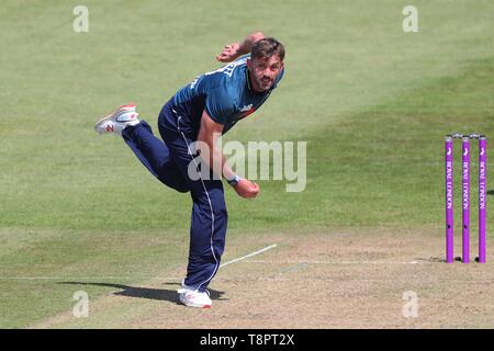 Bristol, UK. 14. Mai 2019. Liam Plunkett von England bowling während des England V Pakistan, Royal London einen Tag Länderspiel in Bristol County. Credit: Mitchell GunnESPA - Bilder Credit: Cal Sport Media/Alamy leben Nachrichten Stockfoto