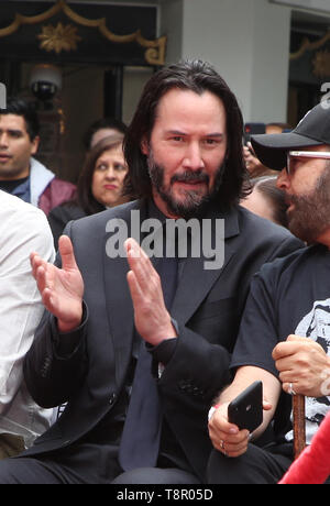 Hollywood, Ca. 14 Mai, 2019. Keanu Reeves, Keanu Reeves Hand und Fuß drucken Zeremonie an der TCL Chinese Theater Imax in Hollywood, Kalifornien am 14. Mai 2019. Credit: Faye Sadou/Medien Punch/Alamy leben Nachrichten Stockfoto