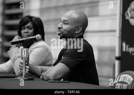 WNBA 2019: Während der Los Angeles Sparks Media Day Mai 14, 2019 am Los Angeles Southwest College. (Foto durch Jevone Moore) Stockfoto