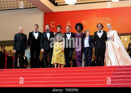 Cannes. 14 Mai, 2019. Die Jury kommt zur Premiere von "DIE TOTEN STERBEN NICHT" während der 2019 Cannes Film Festival am 14. Mai 2019 im Palais des Festivals in Cannes, Frankreich. (Credit: Lyvans Boolaky/Image Space/Medien Punch)/Alamy leben Nachrichten Stockfoto