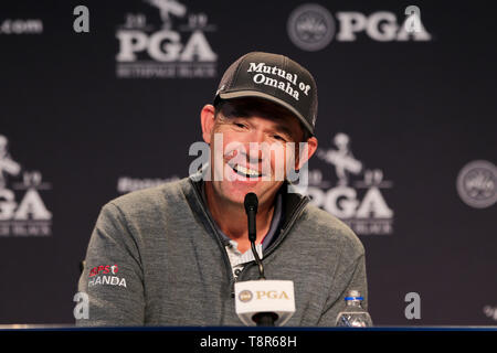 Mai 14, 2019 - Bethpage, New York, United States - Padraig Harrington spricht zu den Medien während einer Pressekonferenz in der 101 PGA Meisterschaft am Bethpage Black. (Bild: © Debby Wong/ZUMA Draht) Stockfoto