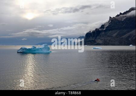 Grönland, Westküste, Baffin Bay, Eisberge in Uummannaq Fjord an Ukkusissat Stockfoto