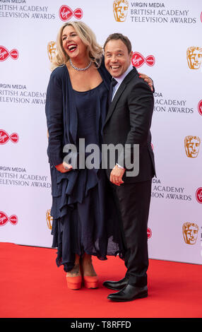 LONDON, ENGLAND - Mai 12: Hannah Walters und Stephen Graham die Virgin Media British Academy Television Awards in der Royal Festival Hall besuchen auf Ma Stockfoto