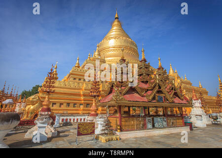 Der Shwezigon Pagode in Bagan (Myanmar) Stockfoto