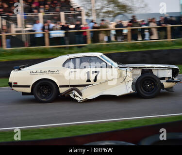Bill Shepherd, Romain Dumas, Ford Mustang Boss 302, Gerry Marshall Trophäe, Gruppe 1 Limousine, 1970 bis 1982, 77 Mitglieder treffen, Goodwood, West Sus Stockfoto