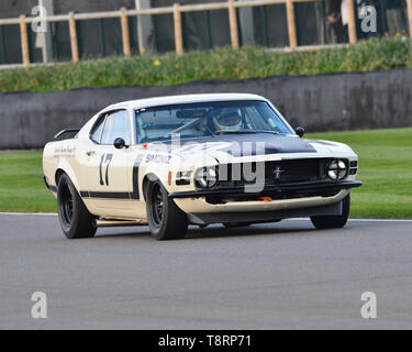 Bill Shepherd, Romain Dumas, Ford Mustang Boss 302, Gerry Marshall Trophäe, Gruppe 1 Limousine, 1970 bis 1982, 77 Mitglieder treffen, Goodwood, West Sus Stockfoto