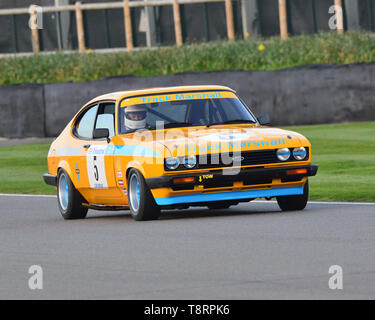 Graham Scarborough, Peter Ratcliff, Ford Capri III 3 Liter S, Gerry Marshall Trophäe, Gruppe 1 Limousine, 1970 bis 1982, 77 Mitglieder treffen, Goodwood Stockfoto