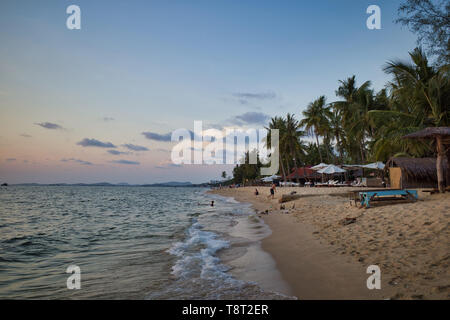 Phu Quoc, Vietnam - März 27, 2019: Touristen genießen die Sonne auf der Insel in Vietnam. Stockfoto