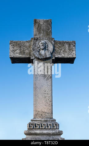 Marmor Kreuz mit dem Antlitz Jesu in Relief Stockfoto